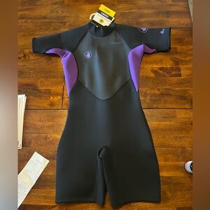 Body Glove womens Black and Purple Swim Rashguard wetsuit sz xl